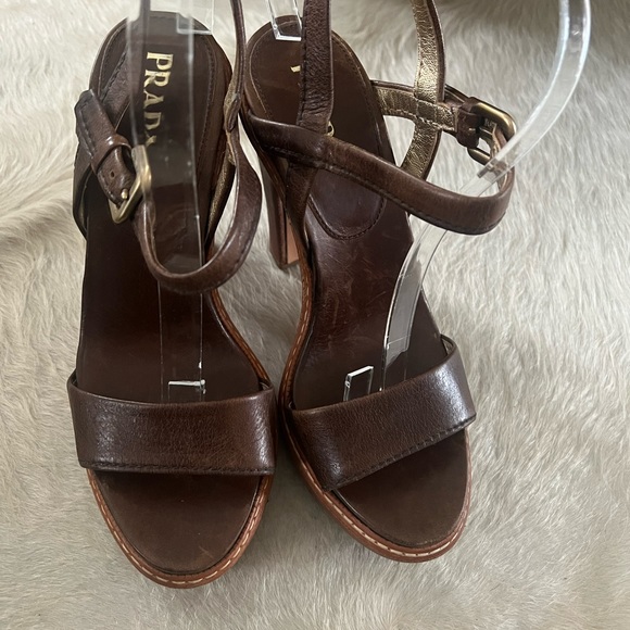 Prada Niciolla  Platform Sagentle worn platform sandal - Picture 2 of 8